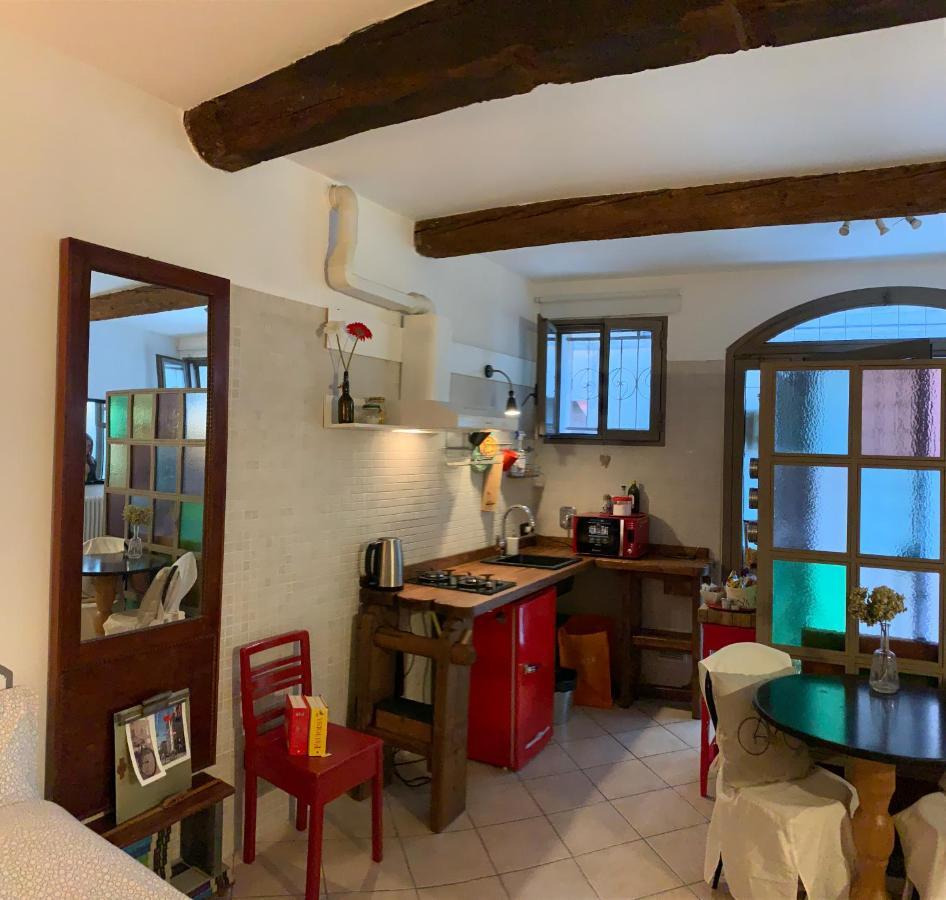 フェラーラLa Casa Degli Ziiアパートメント エクステリア 写真